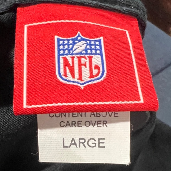 Philadelphia Eagles NFL Football 2003 Crewneck Lincoln Financial Mens Tshirt - Picture 3 of 3